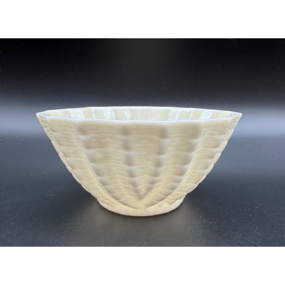 Belleek Irish Porcelain Double Shell Open Sugar Bowl 3.5” Vintage 1955-1965